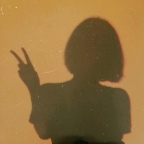 Meet your Posher, Elina - Picture 1 of 1